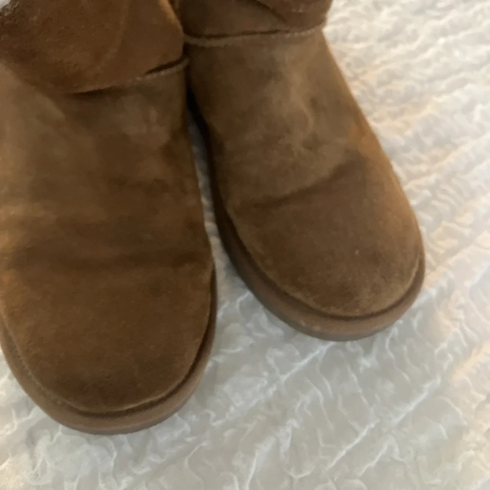 Kookaburra by Ugg‎ Girl's Short Boots-Size 3-Sherpa Lined